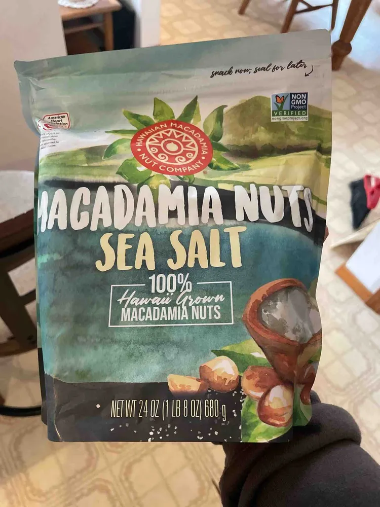 Macadamia Nuts Sea Salt 100% Hawaii Grown Macadamia Nuts