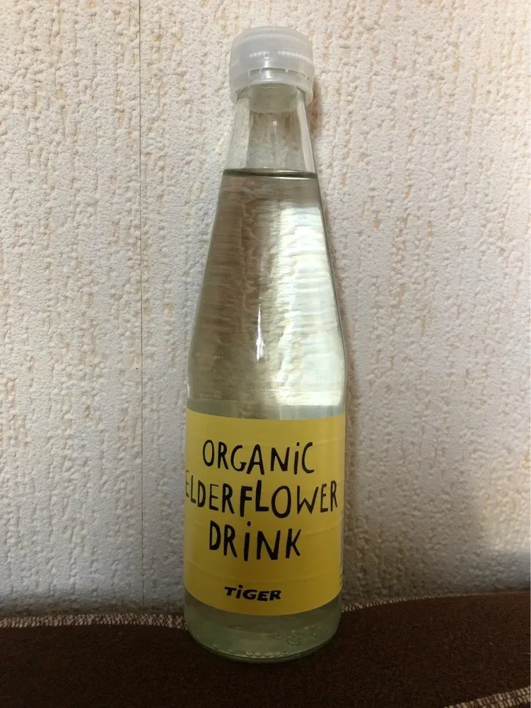 Organic elderflower drink
