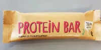 Protein bar berry flavour and yoghurt coating