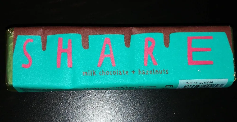Share milk chocolate + hazelnuts
