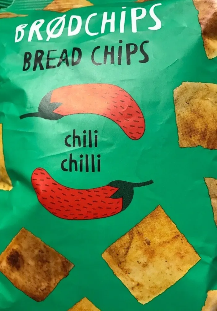Bread chips chili