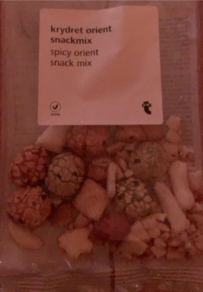 Spicy orient snack mix