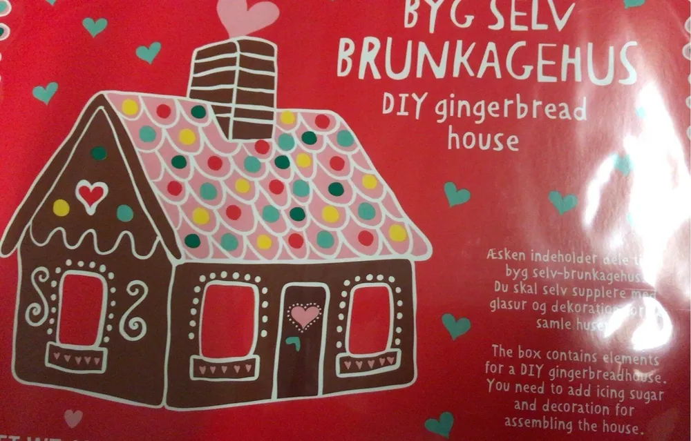 DIY gingerbread house