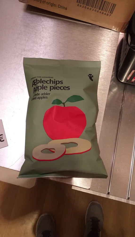 Apple Pieces