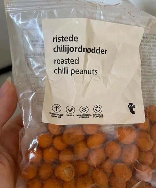 Roasted chlli peanuts