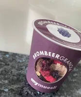 Brombeer Granola