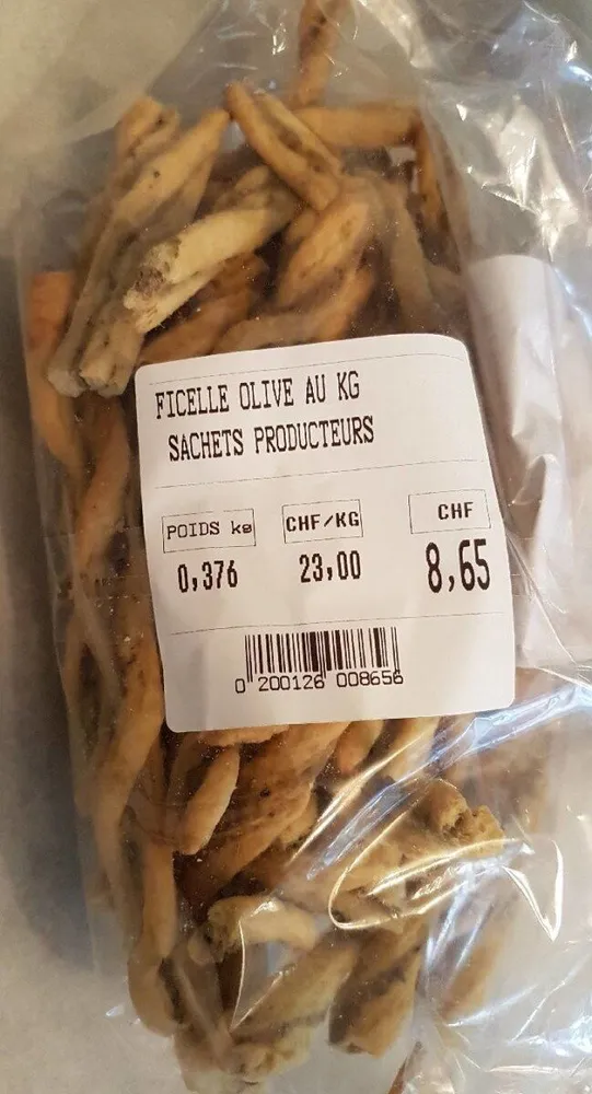 Ficelles aux olives vertes et noires