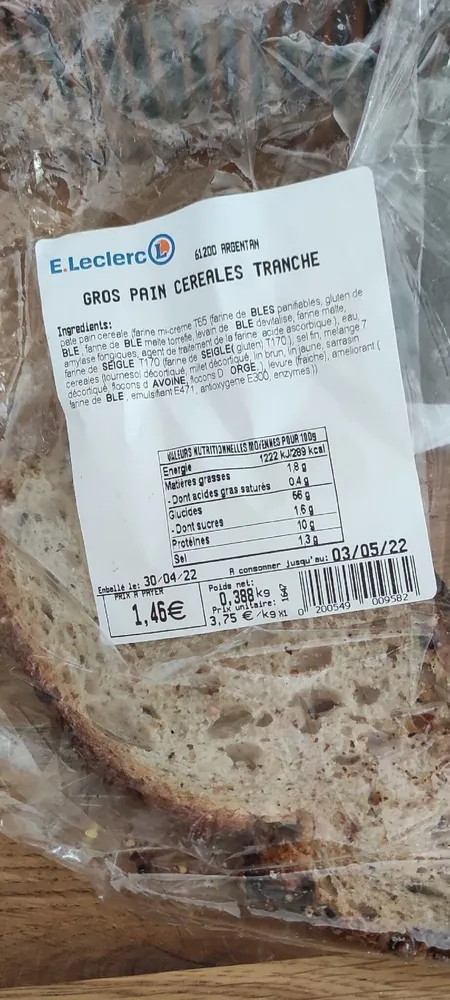 Pain céréales tranche