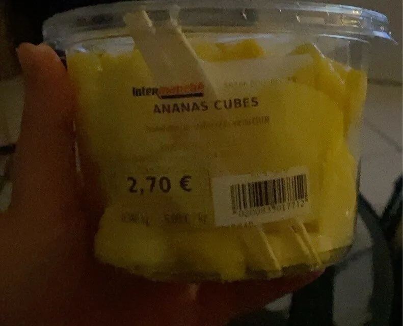 Ananas cubes