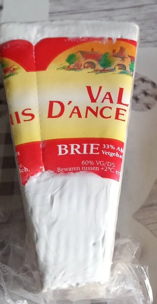 Brie 33% MG