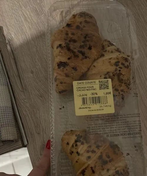 Croissant fourré cacao noisette