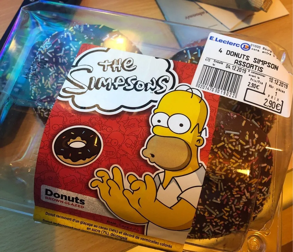 4 donuts simpson assortis