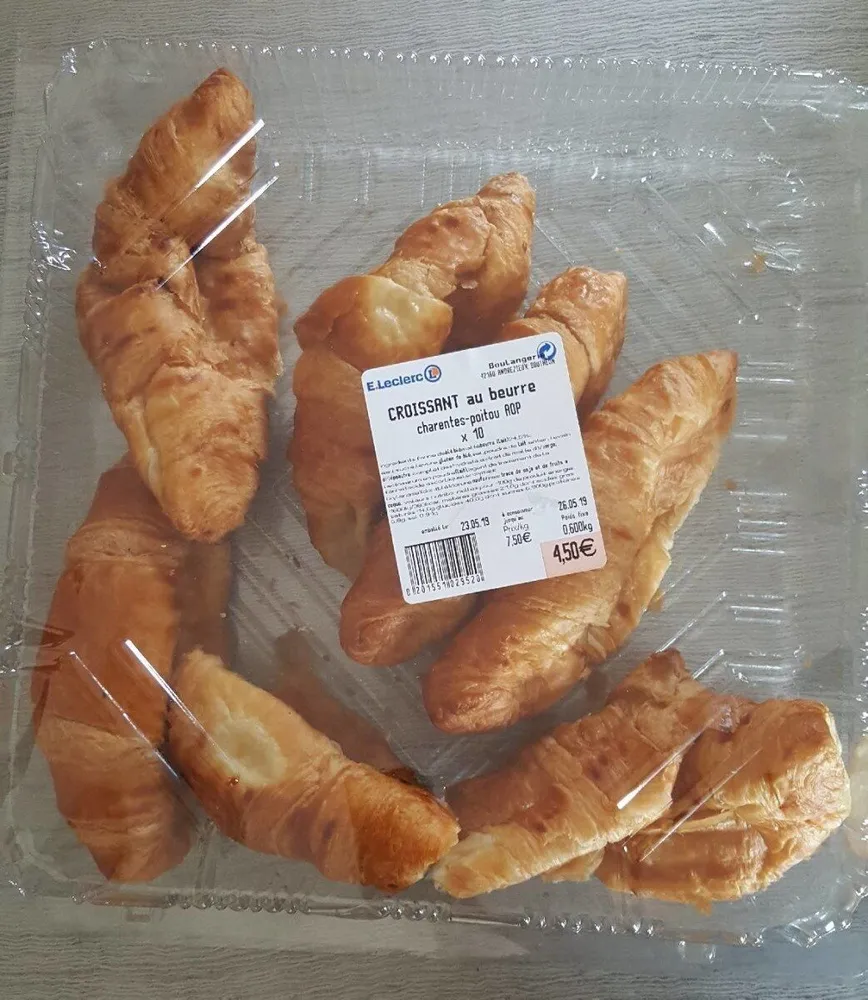 Croissant au beurre