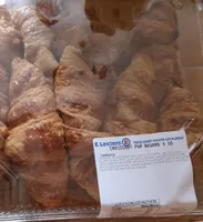 10 Croissants