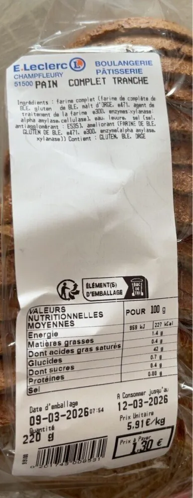 Pain complet tranche
