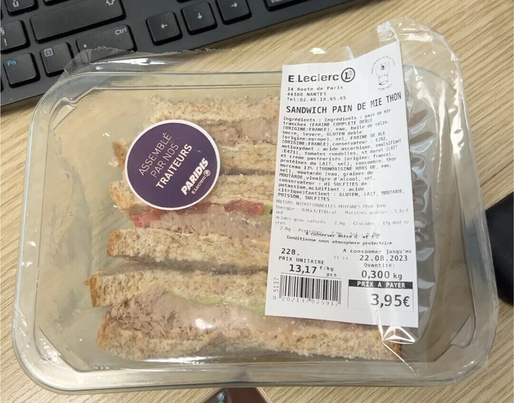 Sandwich pain de mie thon