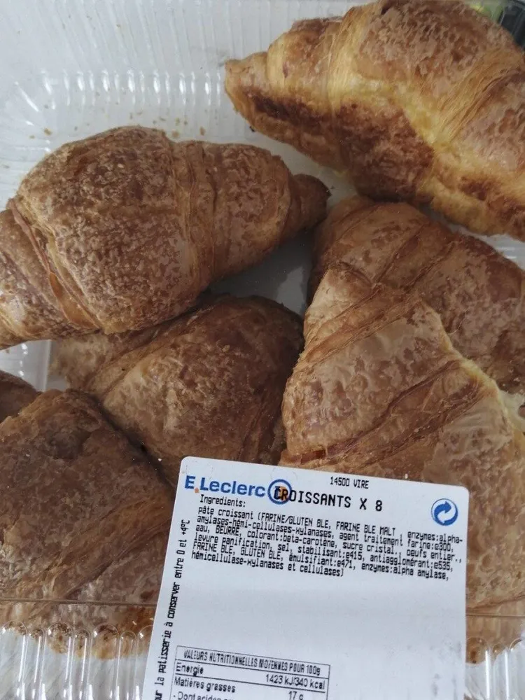 Lot de 8 croissants