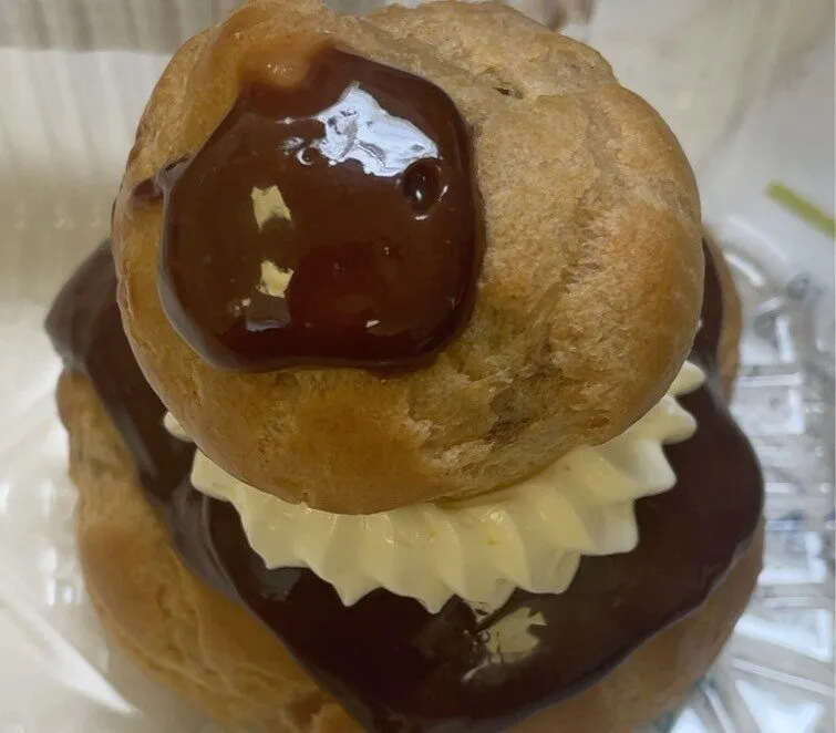 Religieuse au chocolat