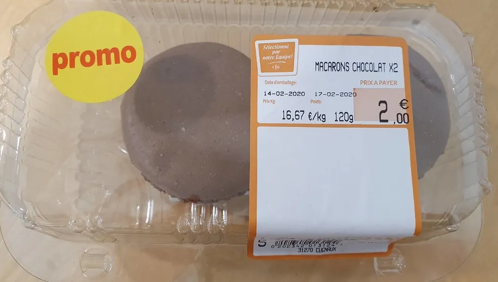 Gros macarons chocolat