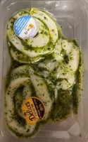 Anneaux encornets géants marinade ail des ours