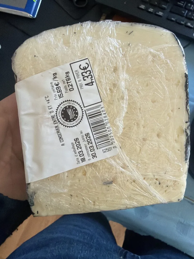 Tomme Noire Pyrenees