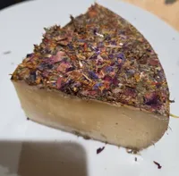 Tomme aux fleurs