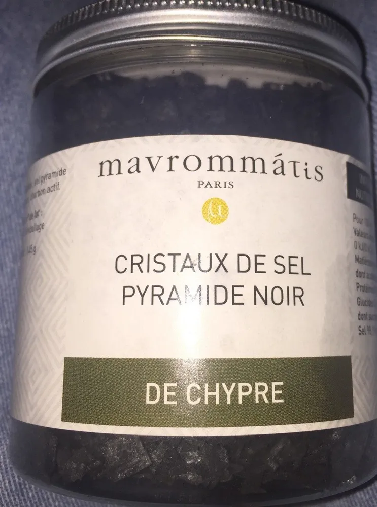 Cristaux de sel pyramide noir de chypre