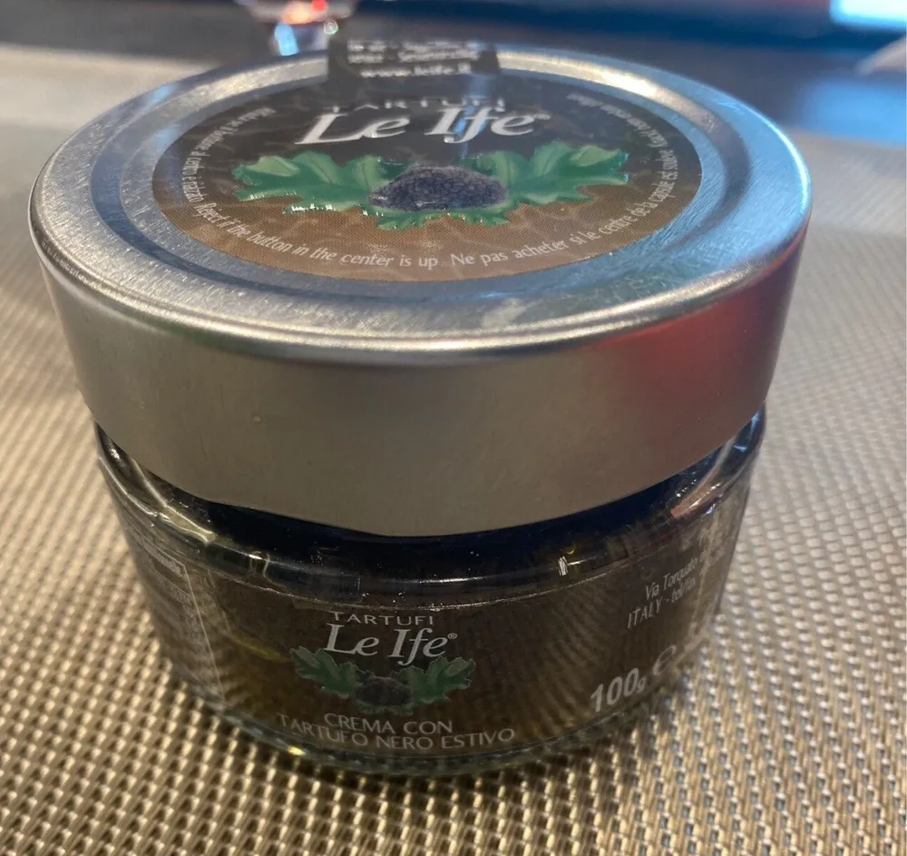 Crema con tartufo nero estivo