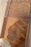 CROISSANTS CREME PATISSIERE