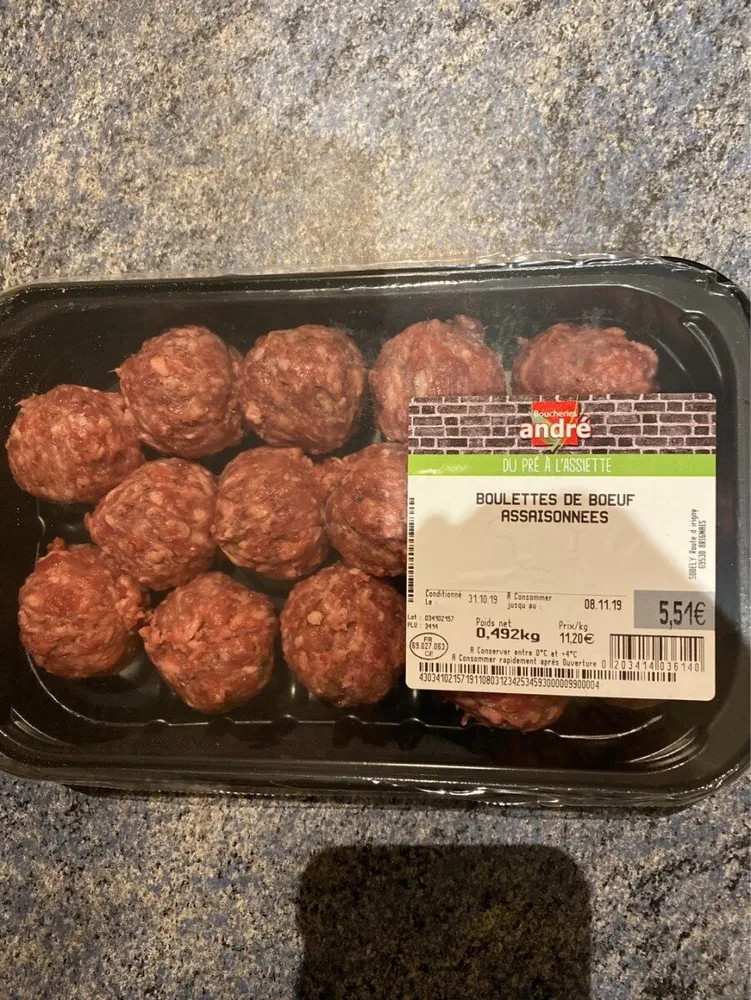 Boulettes de boeuf assaisonnees