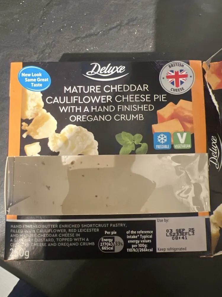 Mature Cheddar Cauliflower Cheese Pie