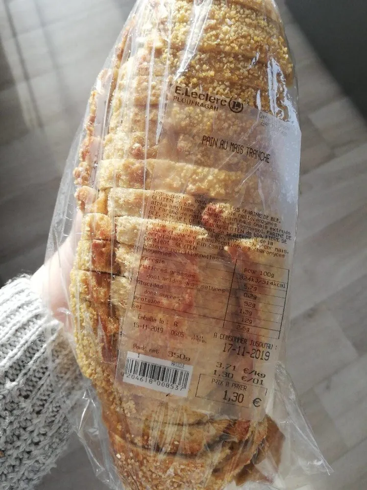 Pain au maïs (tranche)