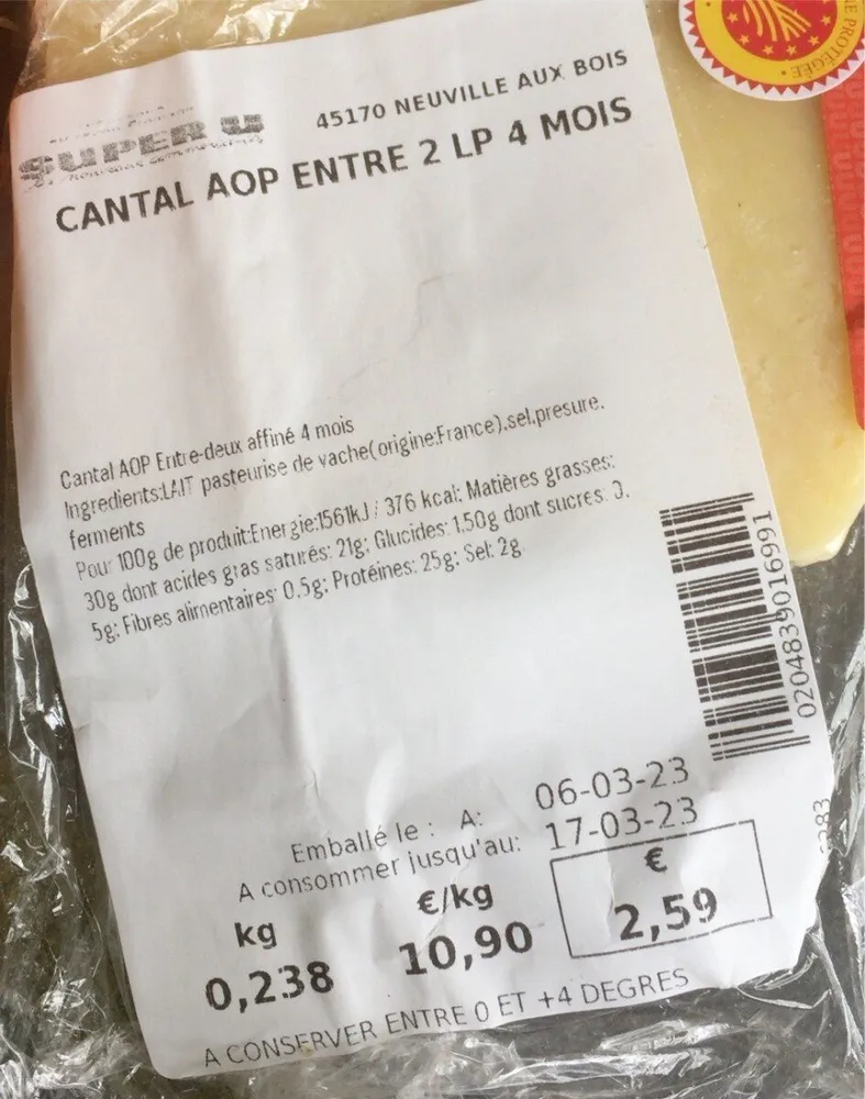 Cantal Aop entre 2
