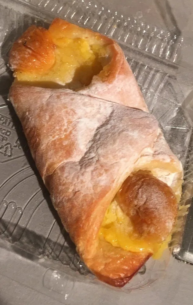 Croissant aux abricots