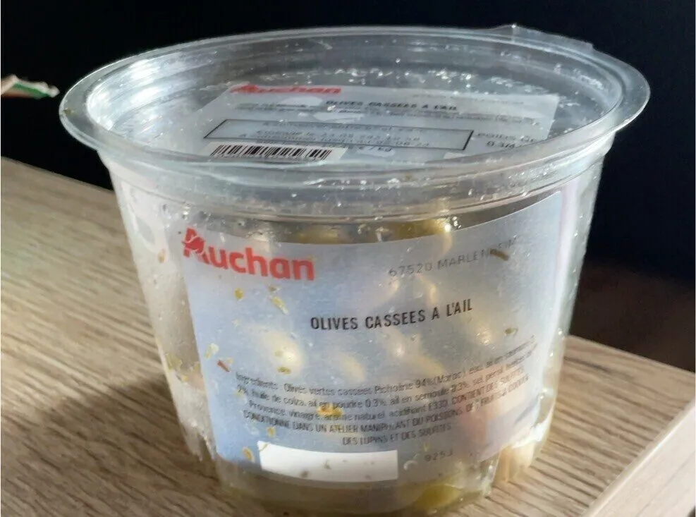 Olives cassees a l’ail