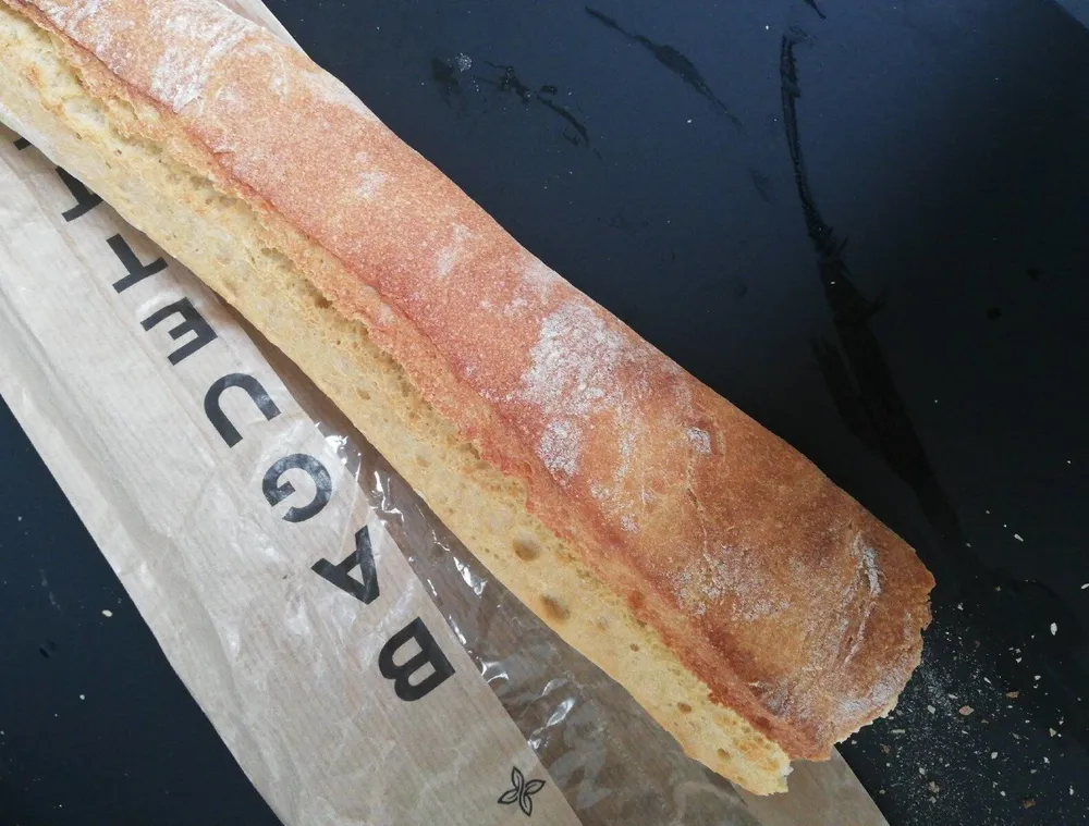 Baguette tradition
