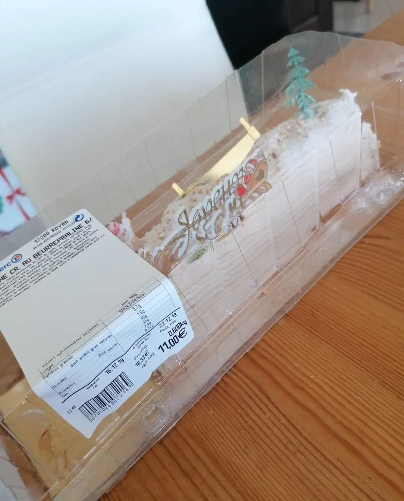 Bûche crème beurre praliné