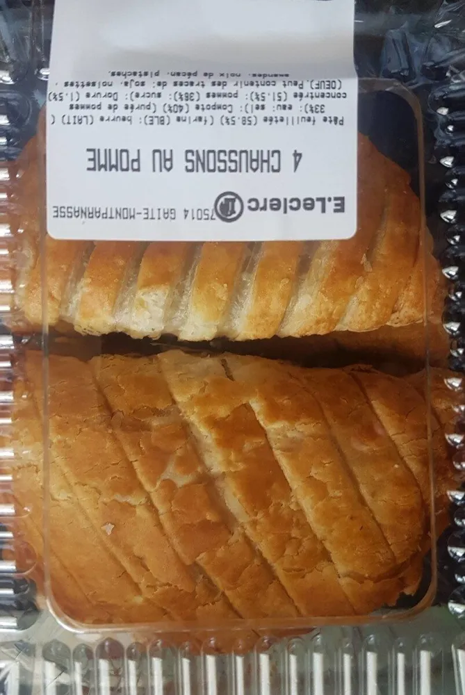 4 Chaussons aux Pommes