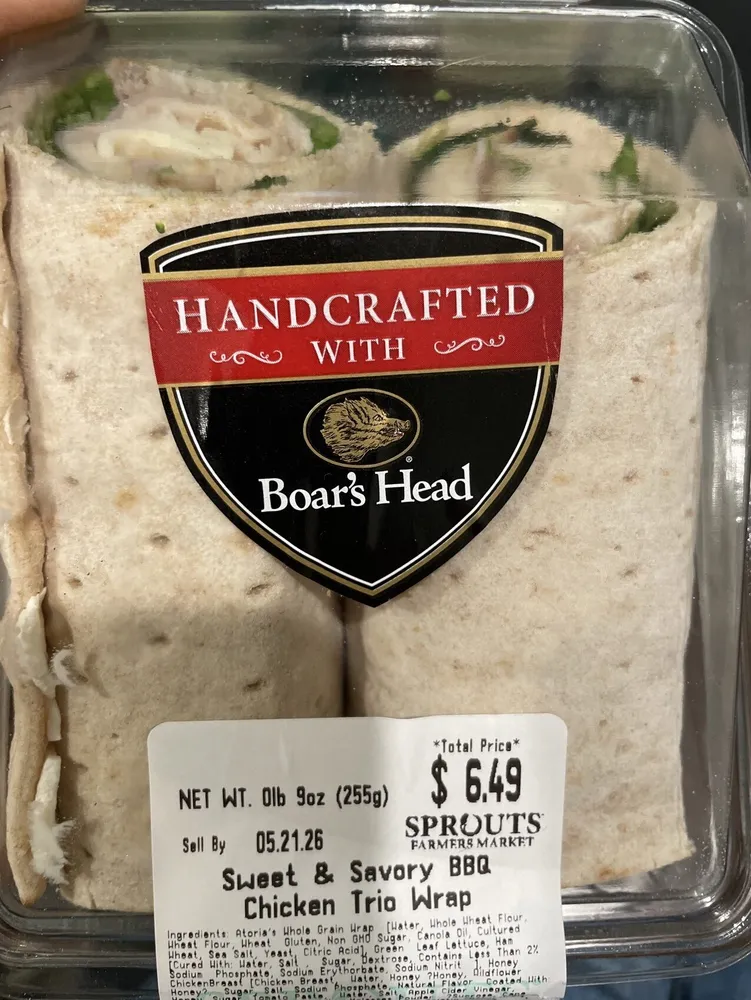 Sweet And Savory Bbq Chicken Trío Wrap
