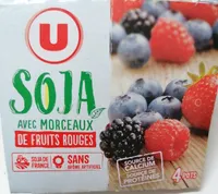 Yaourt avec morceaux de fruits rouges