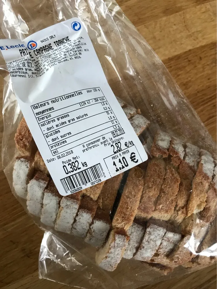 Pain de compagne tranche