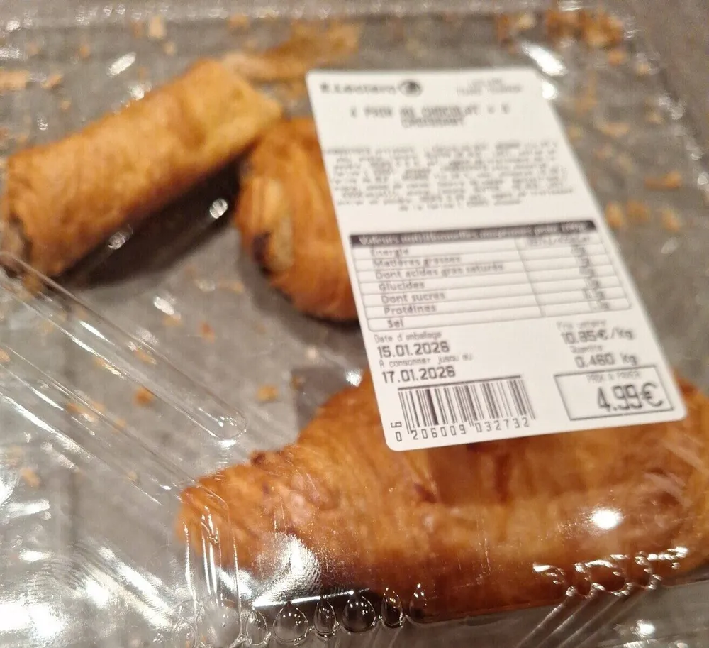 4 pains au chocolat + 4 croissants
