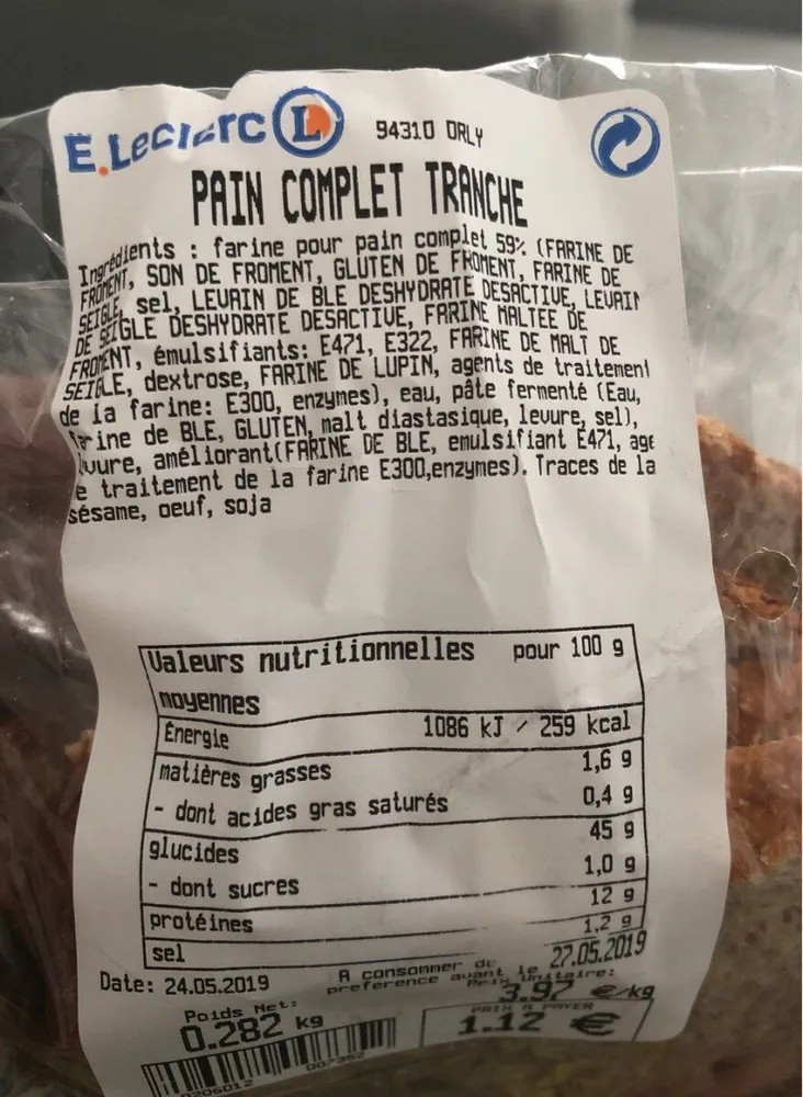 Pain complet tranche