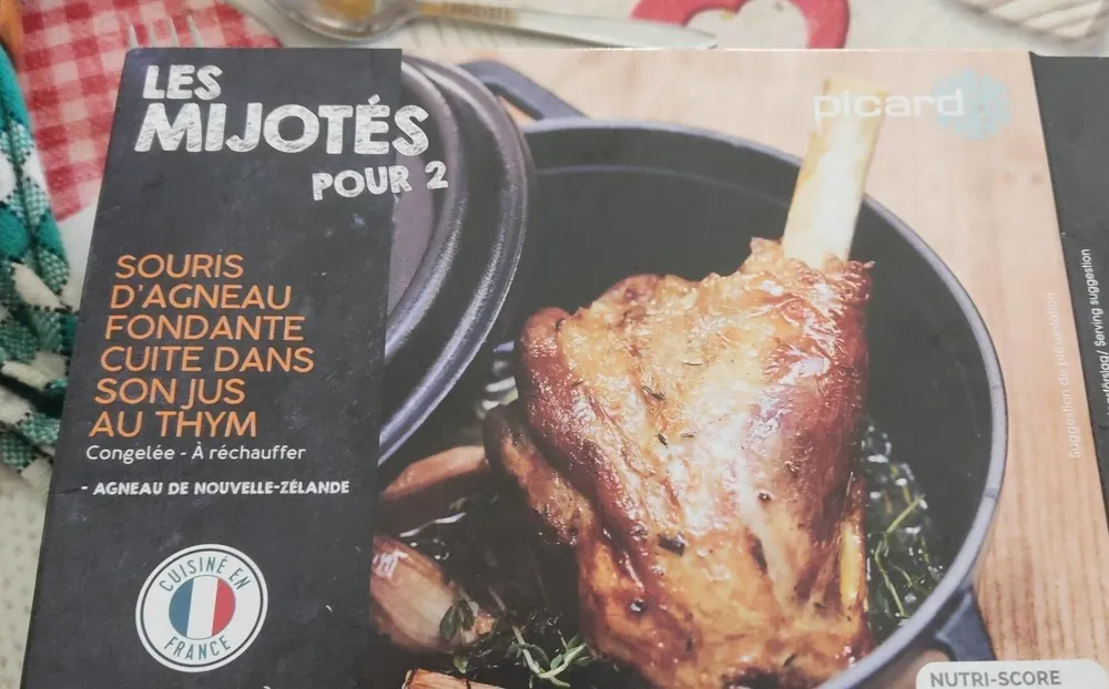 Souris d'agneau fondante cuite dans son jus au thym