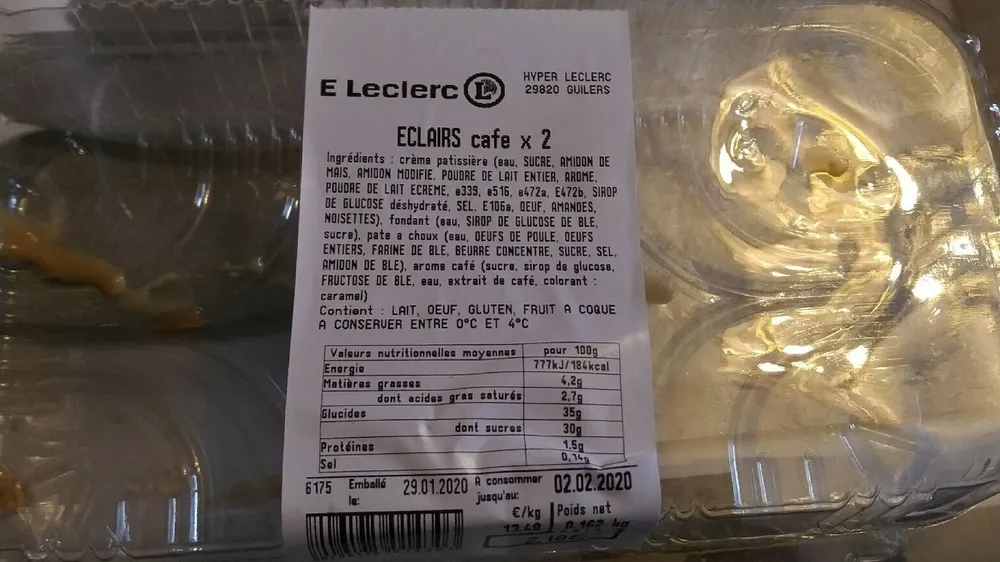 Eclairs cafe