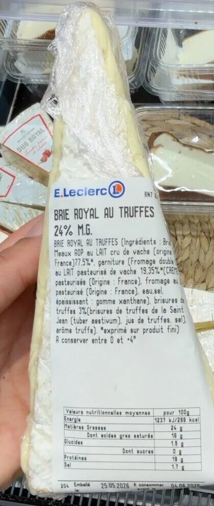 Brie royal au truffe