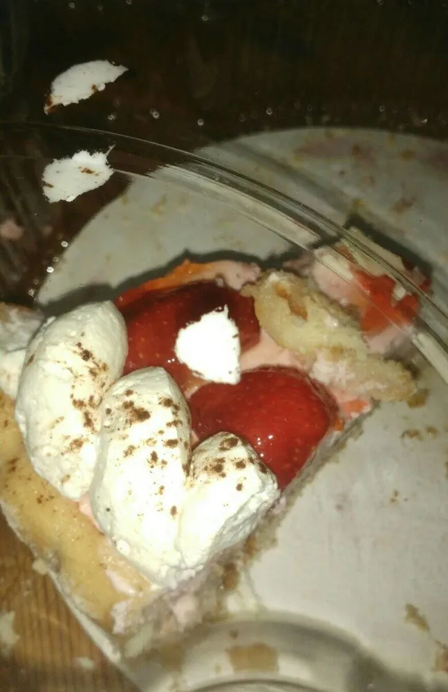 Charlotte aux fraises 8P