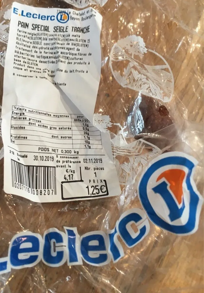 Pain spécial seigle tranché