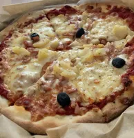 Pizza raclette pre-cuite