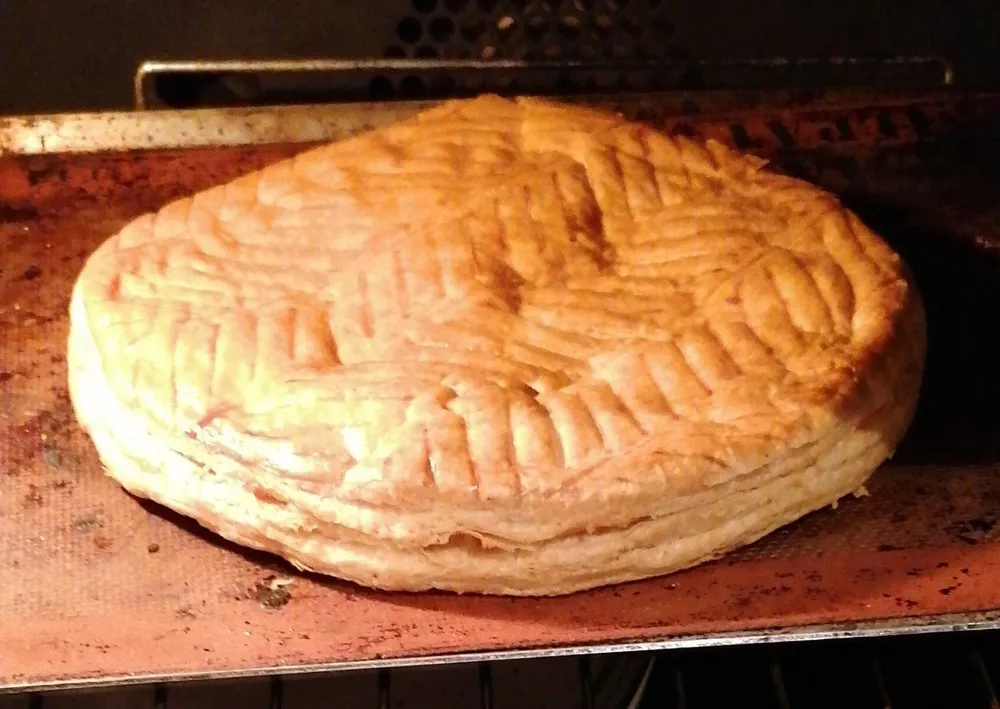 Galette frangipane6/8 personn